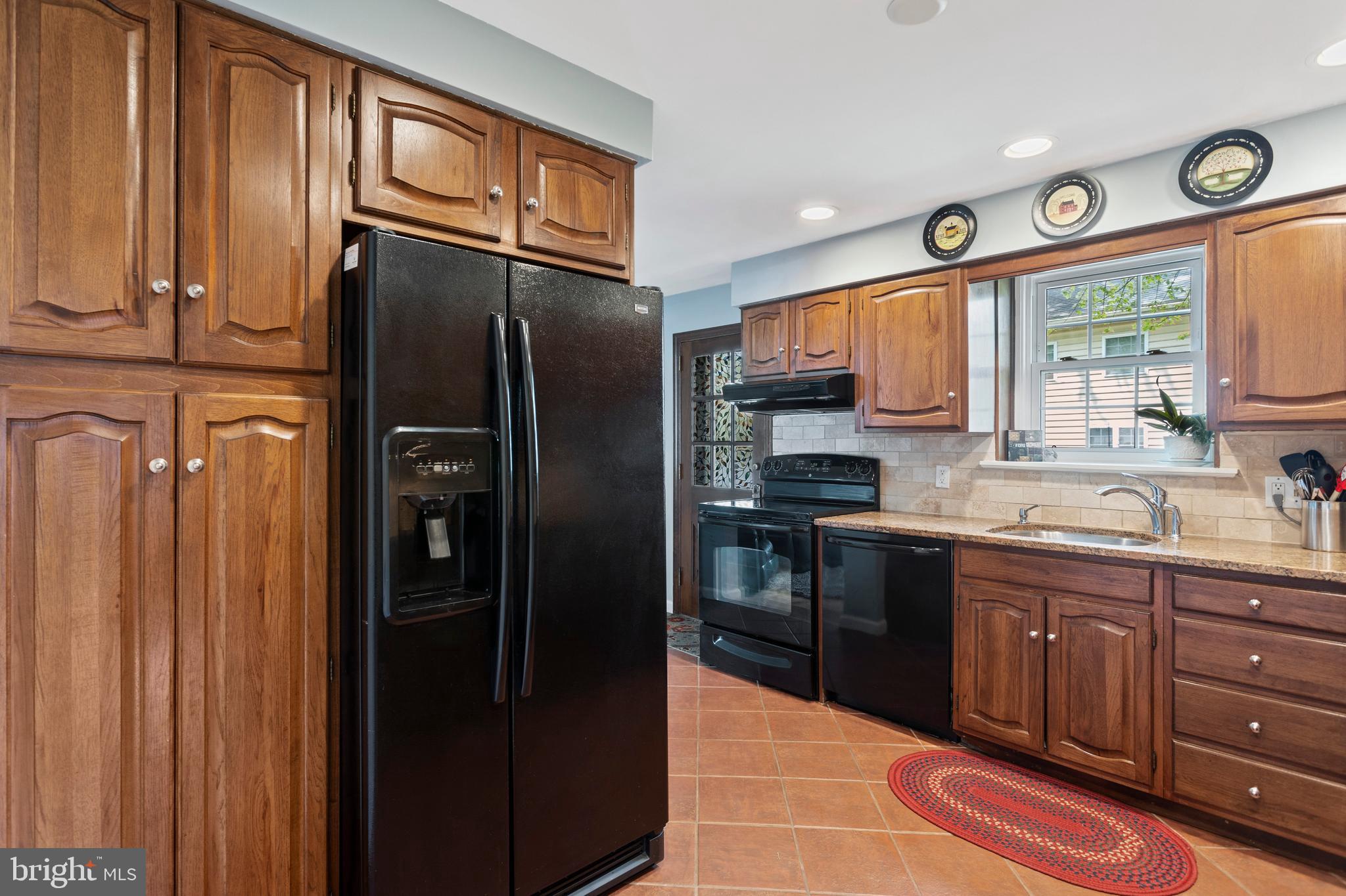 322 Lynbrooke Road Springfield, PA 19064 - Photo 9 of 24