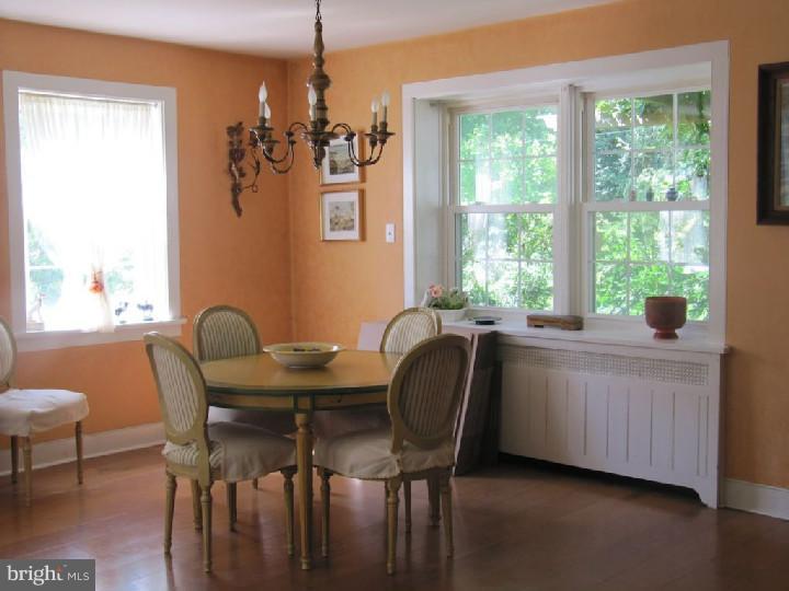1654 Pughtown Road Phoenixville, PA 19460 - Photo 6 of 23 Great Room