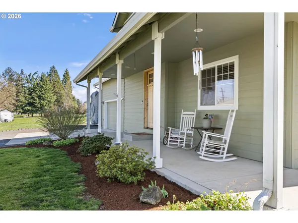 view of outdoor space yard and patio