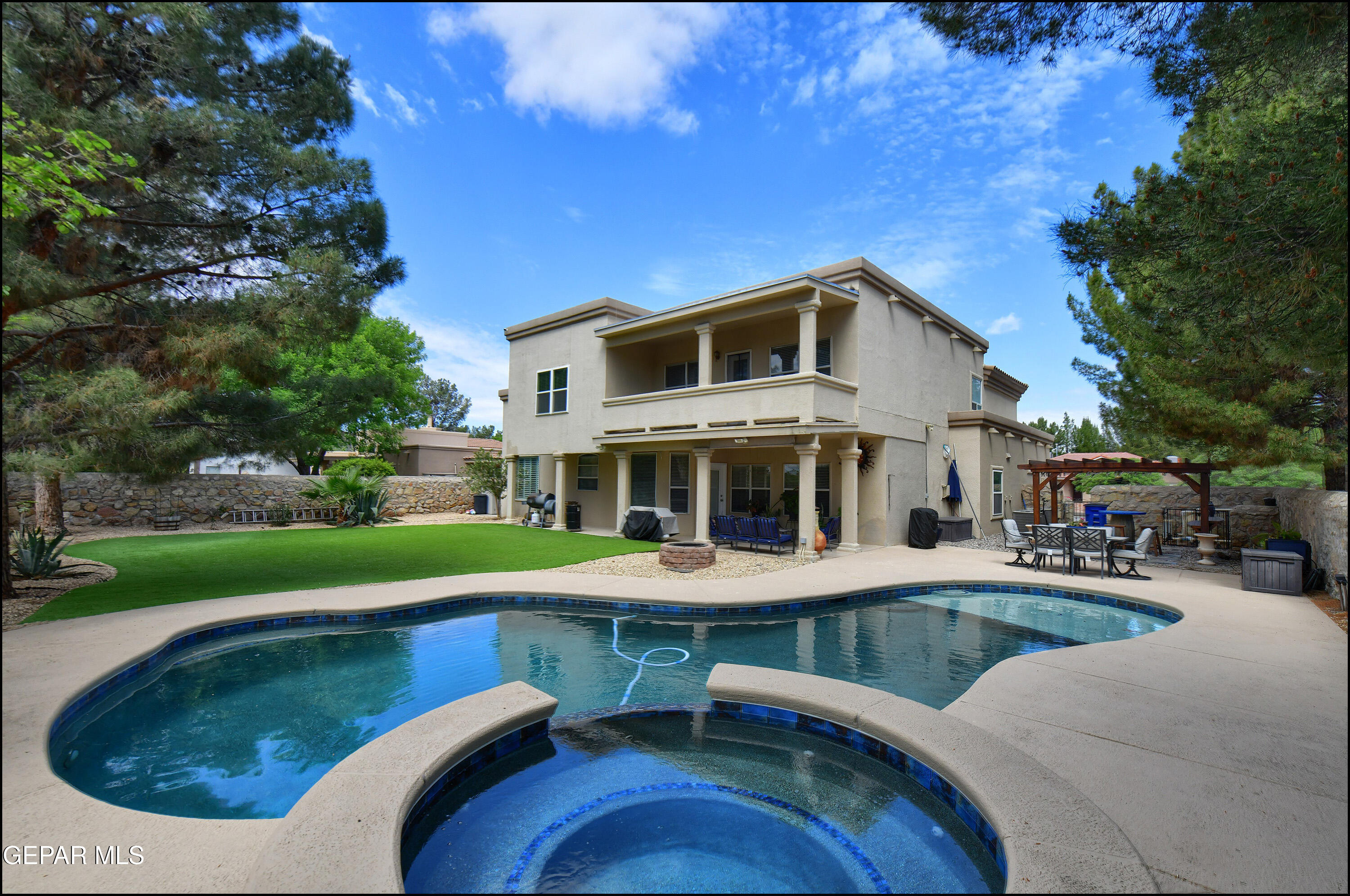 604 Rosinante Road El Paso, TX 79922 - Photo 3 of 46 67