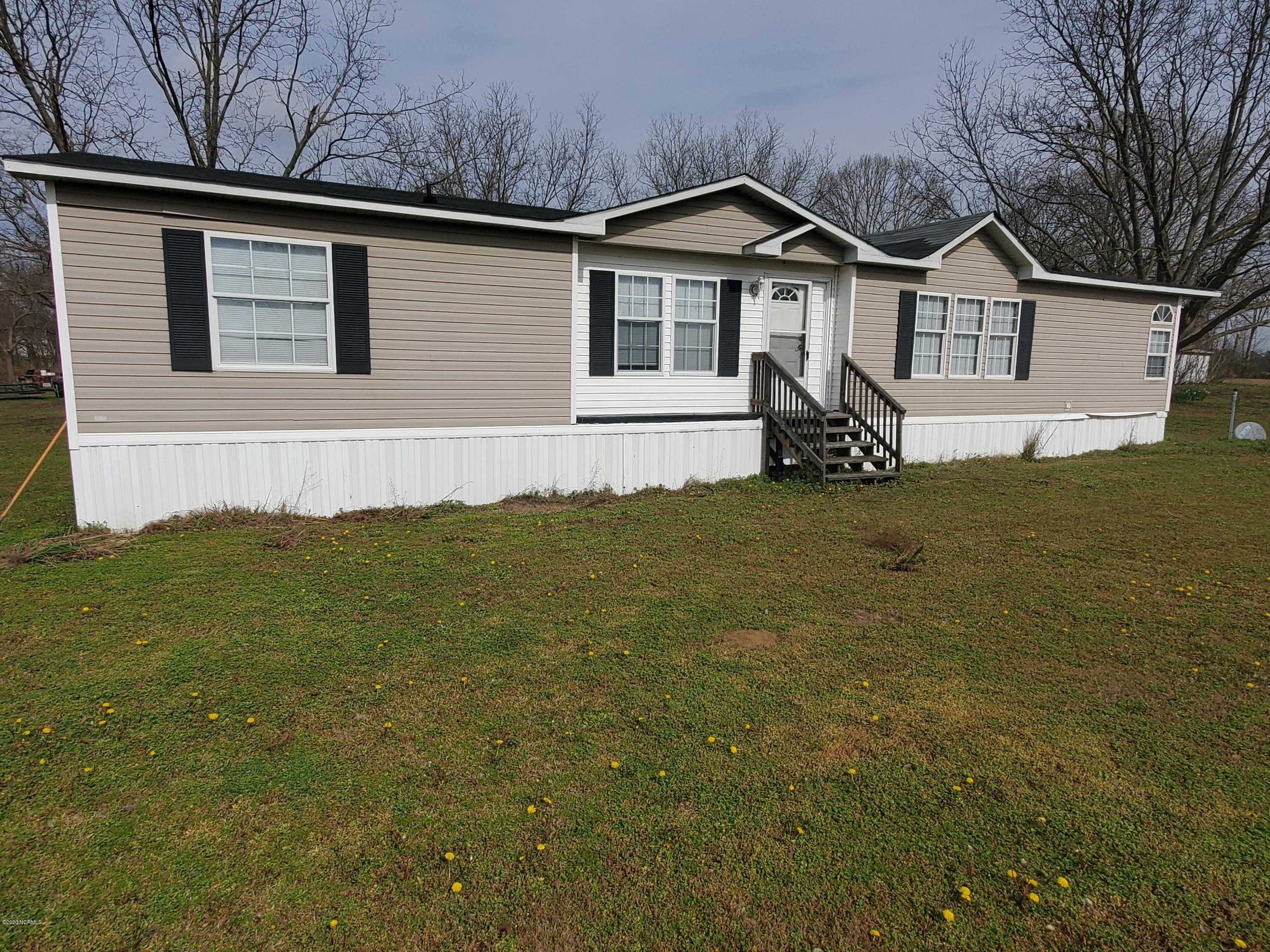 3562 East Darden Road Faison, NC 28341 - Photo 1 of 23 20200226_103734 (3)