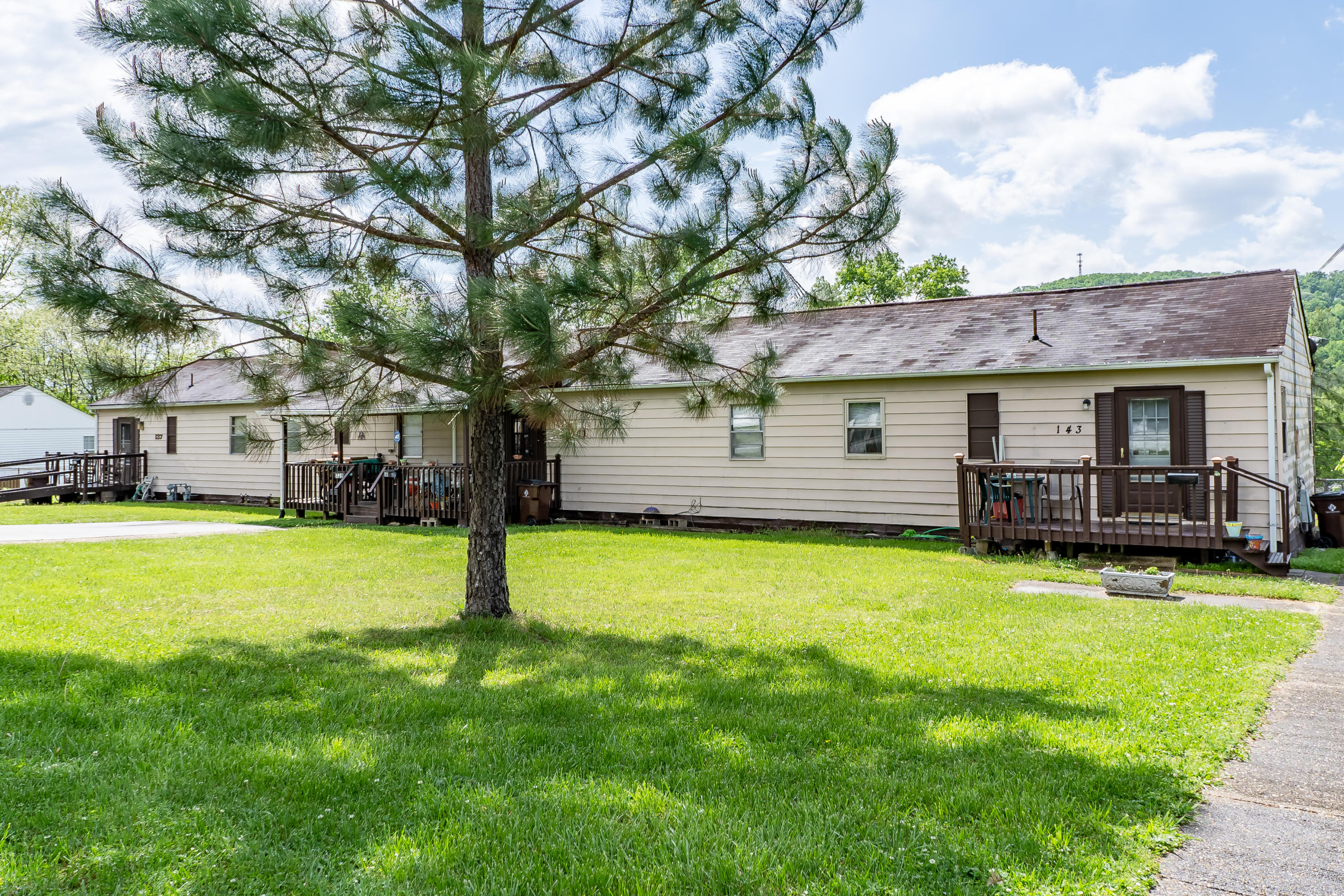 141 Latimer Road Oak Ridge, TN 37830 - Photo 3 of 36 141 Latimer Rd34