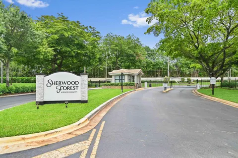 $720,000 | 4940 Sherwood Forest Drive, Delray Beach, FL 33445