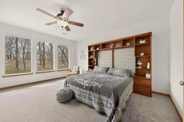 $431,900 | 185 Silver Lakes Drive, Sunset, TX 76270