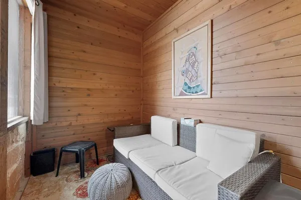 $431,900 | 185 Silver Lakes Drive, Sunset, TX 76270