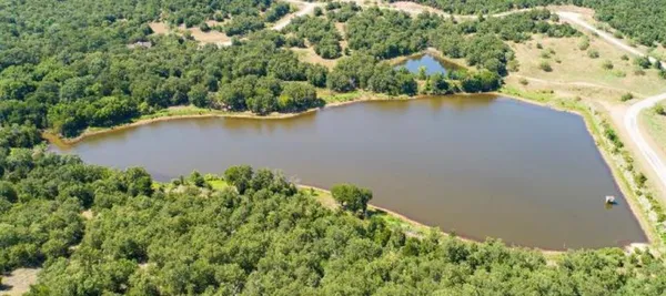 $431,900 | 185 Silver Lakes Drive, Sunset, TX 76270