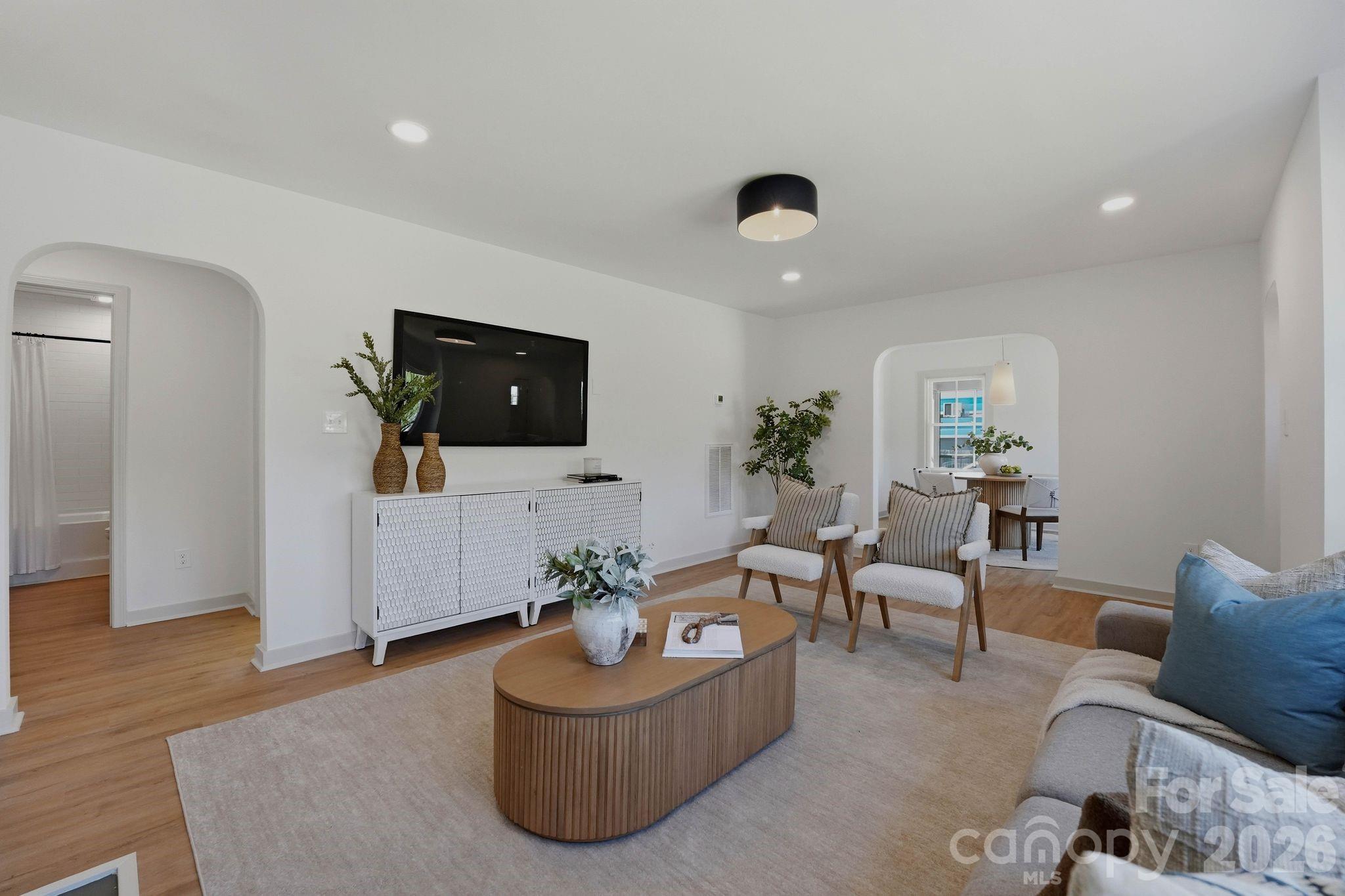 417 Linwood Road Gastonia, NC 28052 - Photo 8 of 32 Gallery Image 8