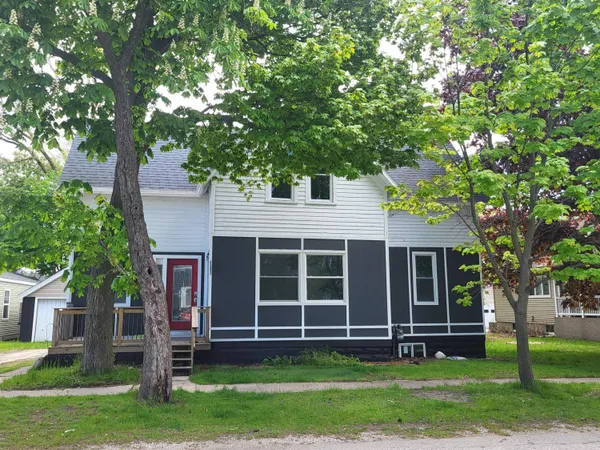 $235,000 | 805 High Street, Manistee, MI 49660