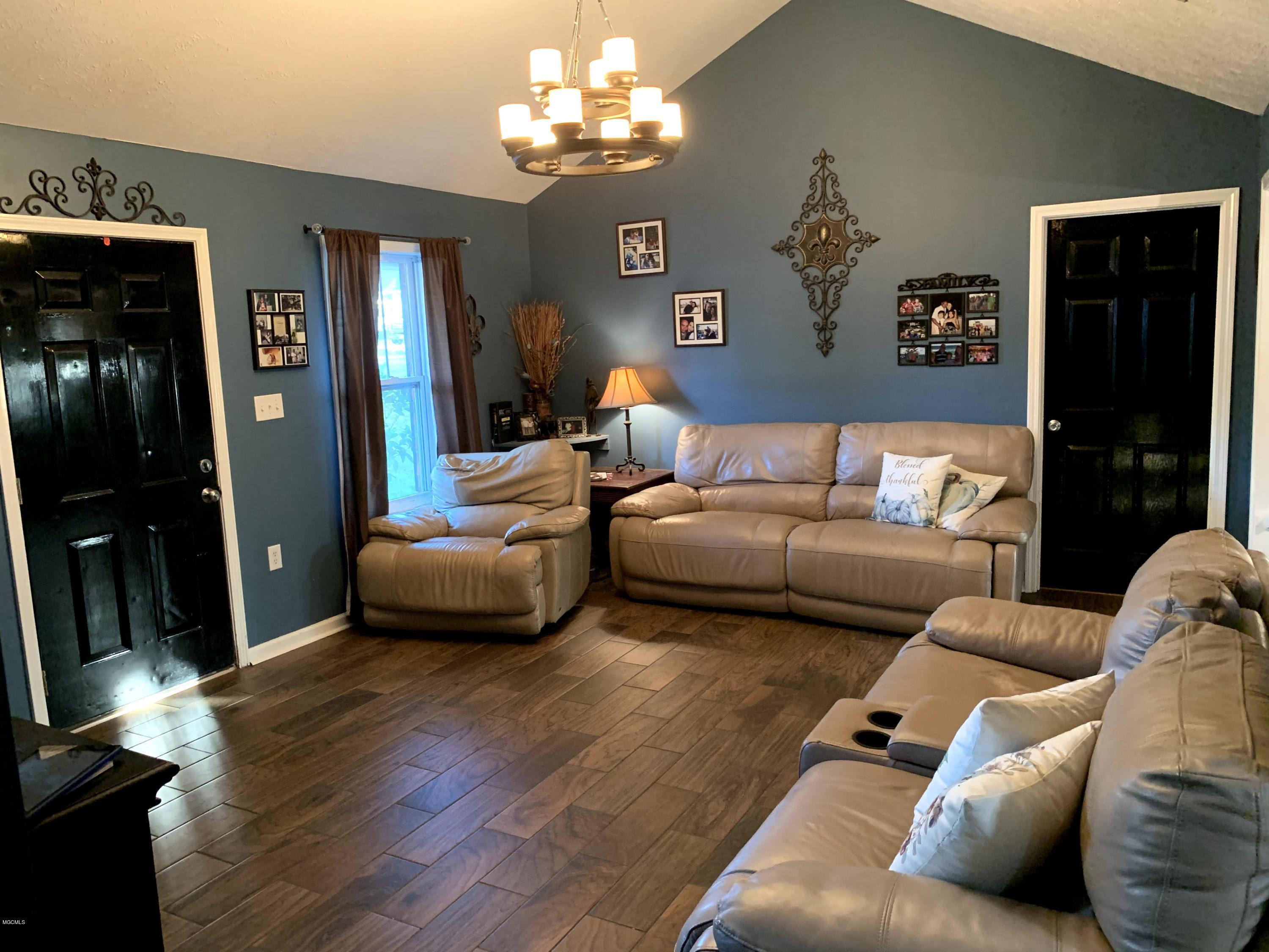 22086 Rayvan Lane Kiln, MS 39556 - Photo 7 of 22 Living Room