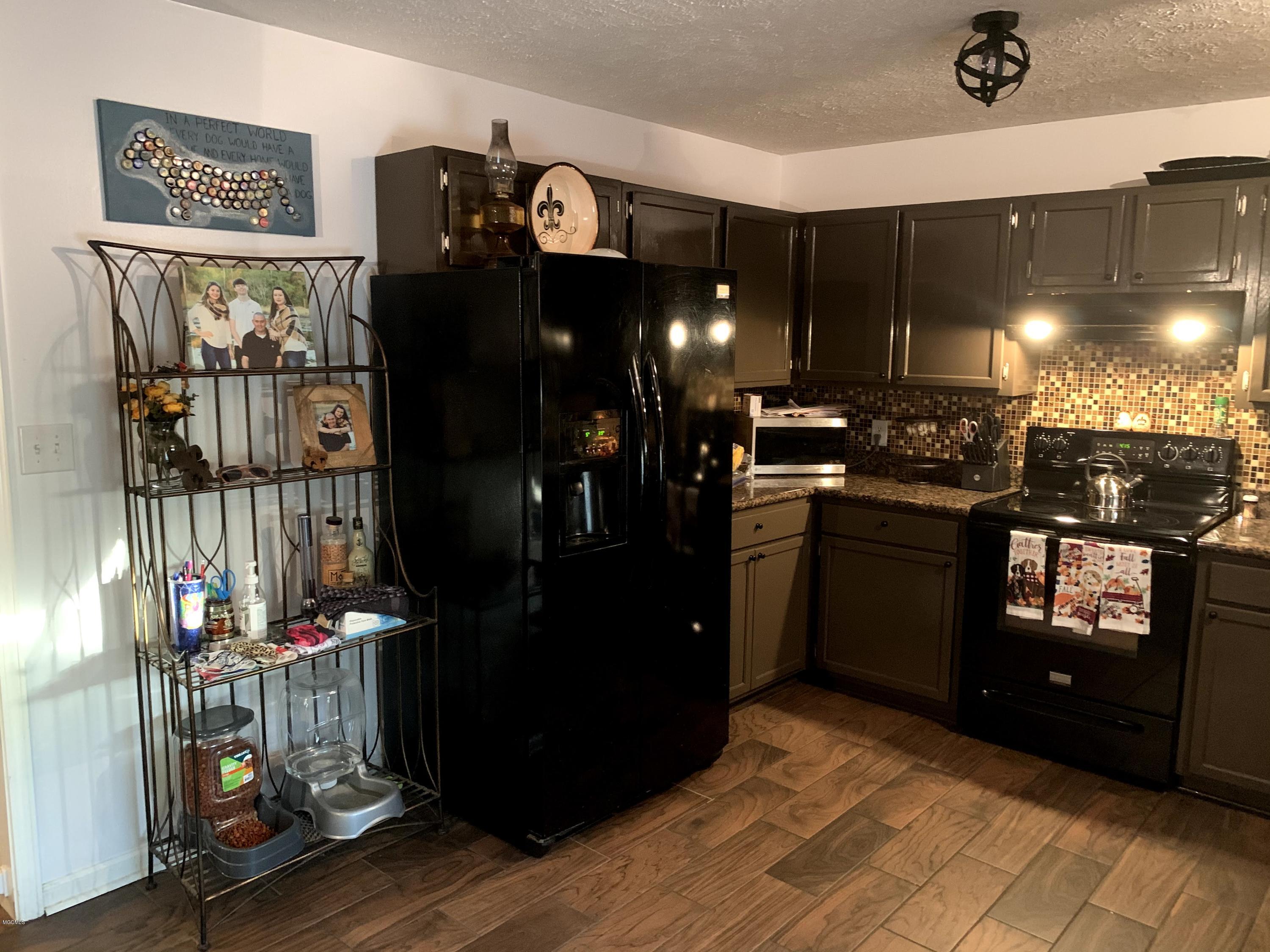 22086 Rayvan Lane Kiln, MS 39556 - Photo 10 of 22 Kitchen