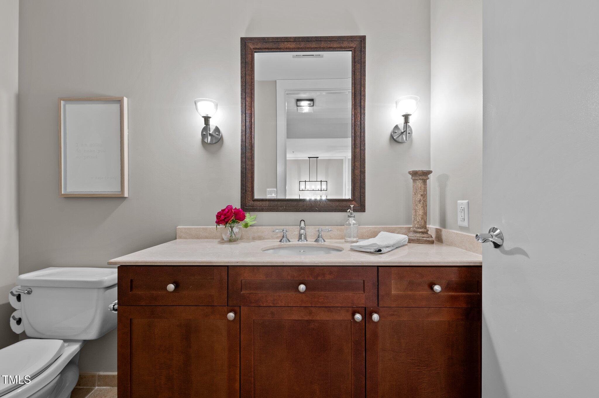618 North Boylan Avenue, Unit 826 Raleigh, NC 27603 - Photo 19 of 37 29-web-or-mls-DSC_6083