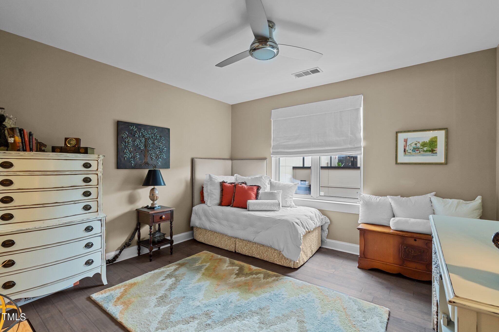 618 North Boylan Avenue, Unit 826 Raleigh, NC 27603 - Photo 20 of 37 22-web-or-mls-_NFP8406