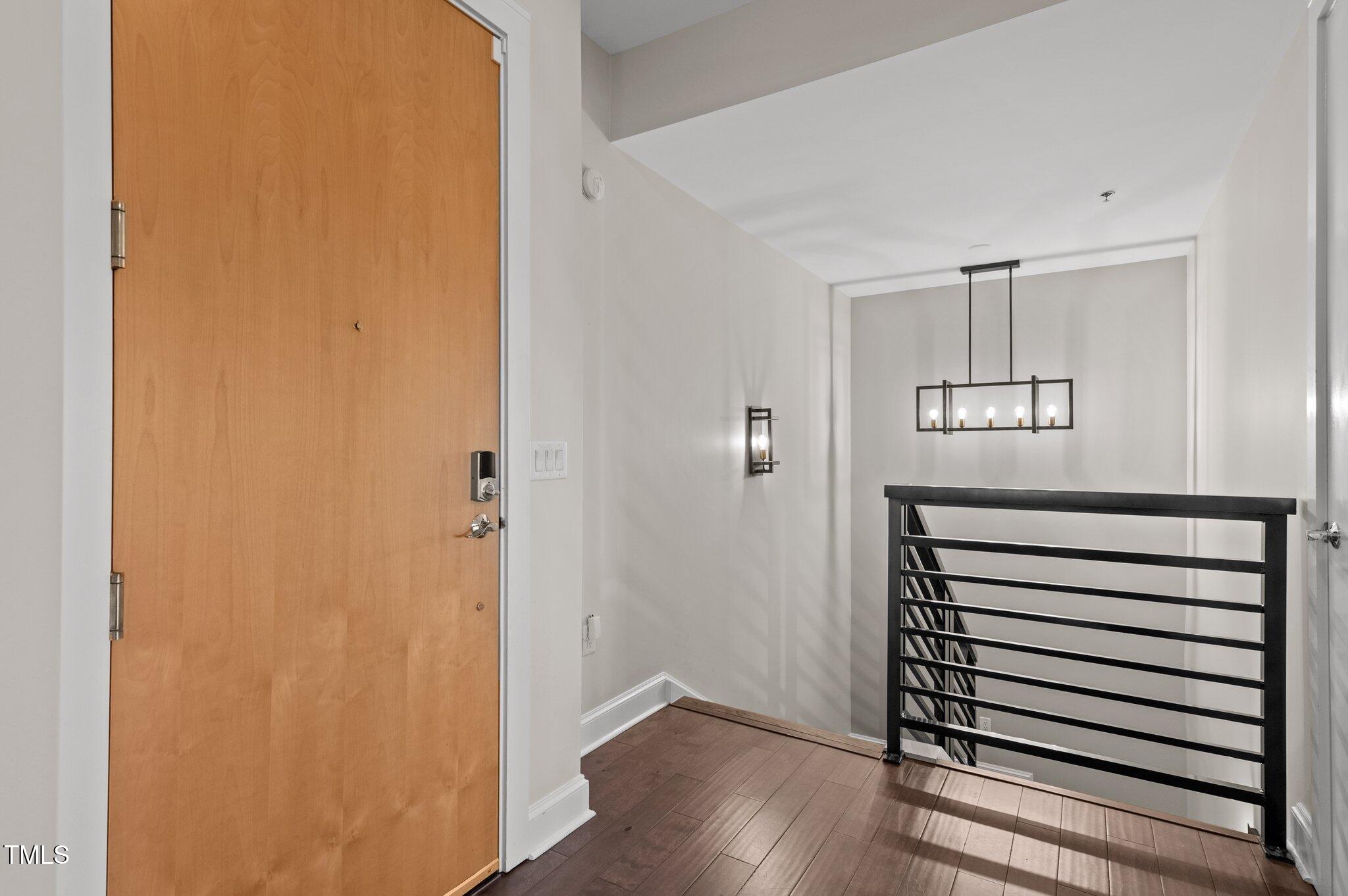 618 North Boylan Avenue, Unit 826 Raleigh, NC 27603 - Photo 24 of 37 28-web-or-mls-DSC_6080