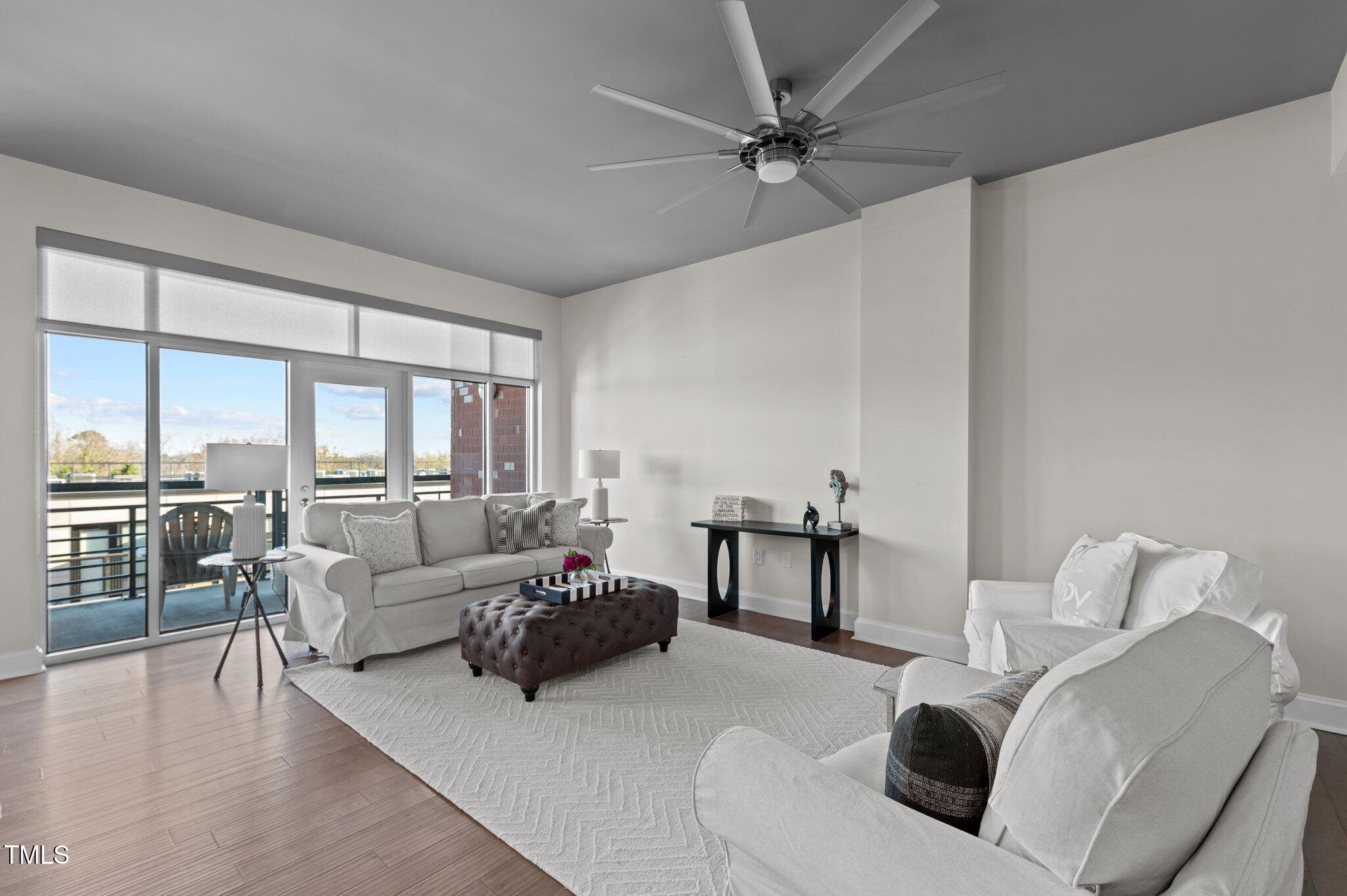 618 North Boylan Avenue, Unit 826 Raleigh, NC 27603 - Photo 8 of 37 36-web-or-mls-DSC_6107