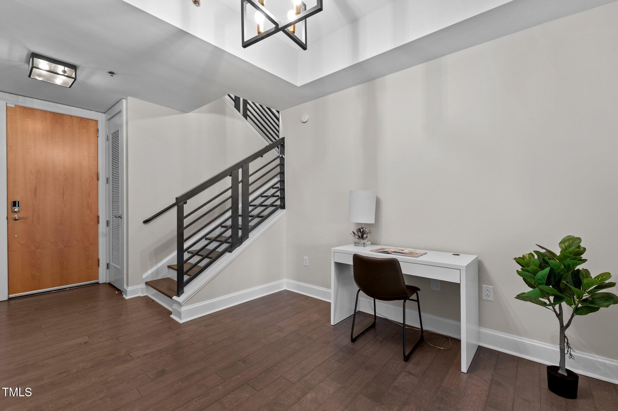 618 North Boylan Avenue, Unit 826 Raleigh, NC 27603 - Photo 10 of 37 41-web-or-mls-DSC_6122