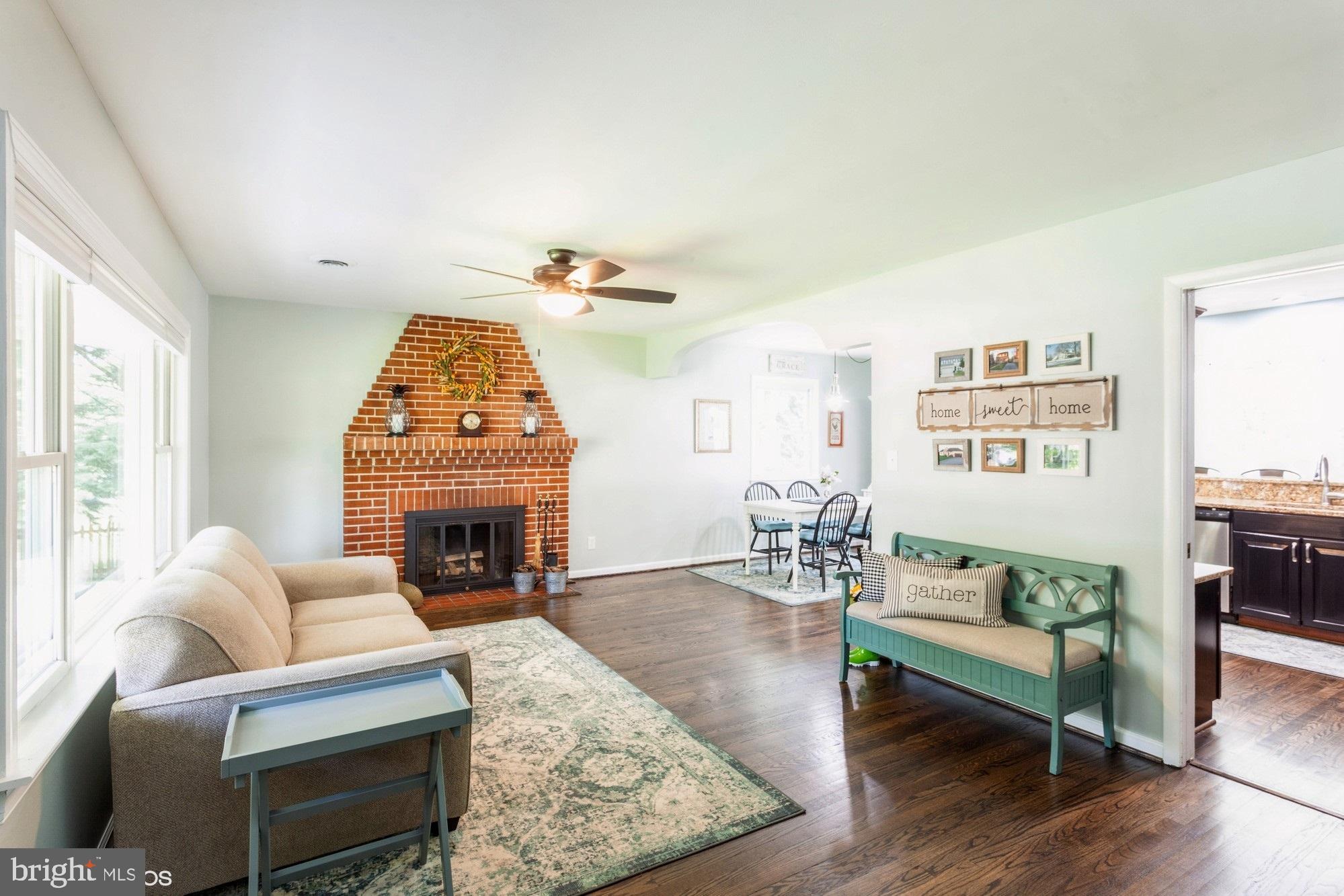 119 Lexington Road Bel Air, MD 21014 - Photo 4 of 36 Enter into The Living Room