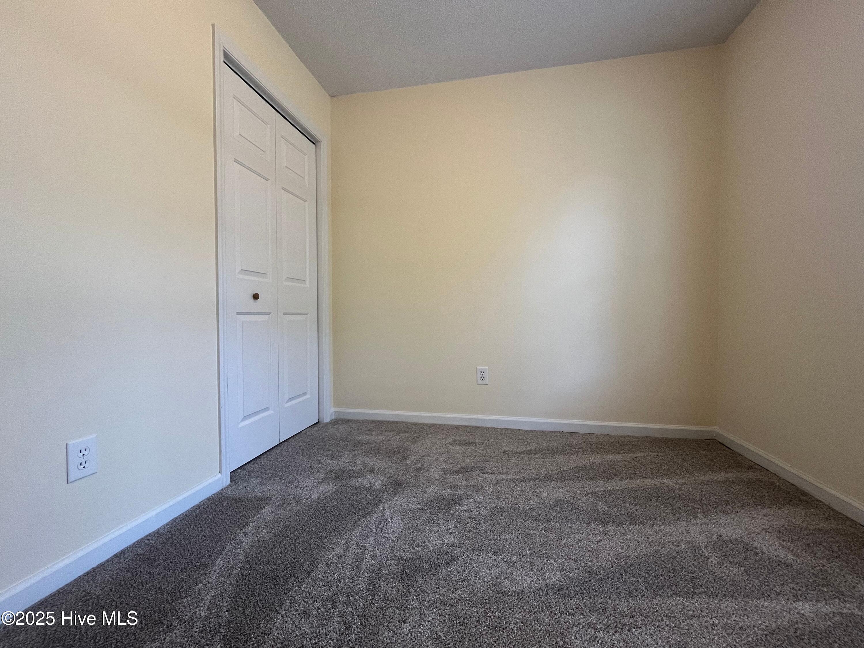 907 North Sycamore Street Aberdeen, NC 28315 - Photo 11 of 17 26 g bed 1