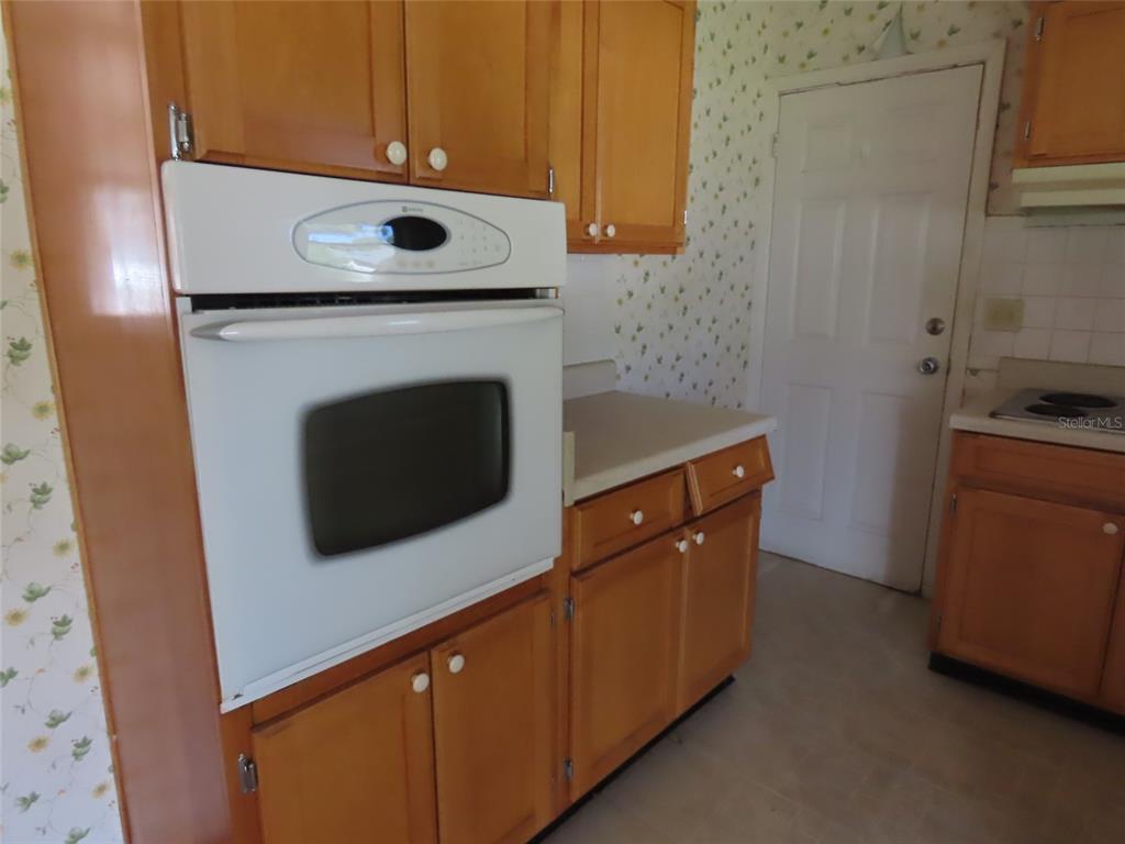 802 13th Avenue Southwest Largo, FL 33770 - Photo 17 of 25 Gallery Image 17