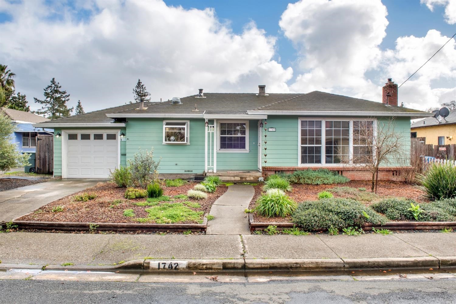 1742 Mesa Way Santa Rosa, CA 95407 - Photo 1 of 1 Gallery Image 1