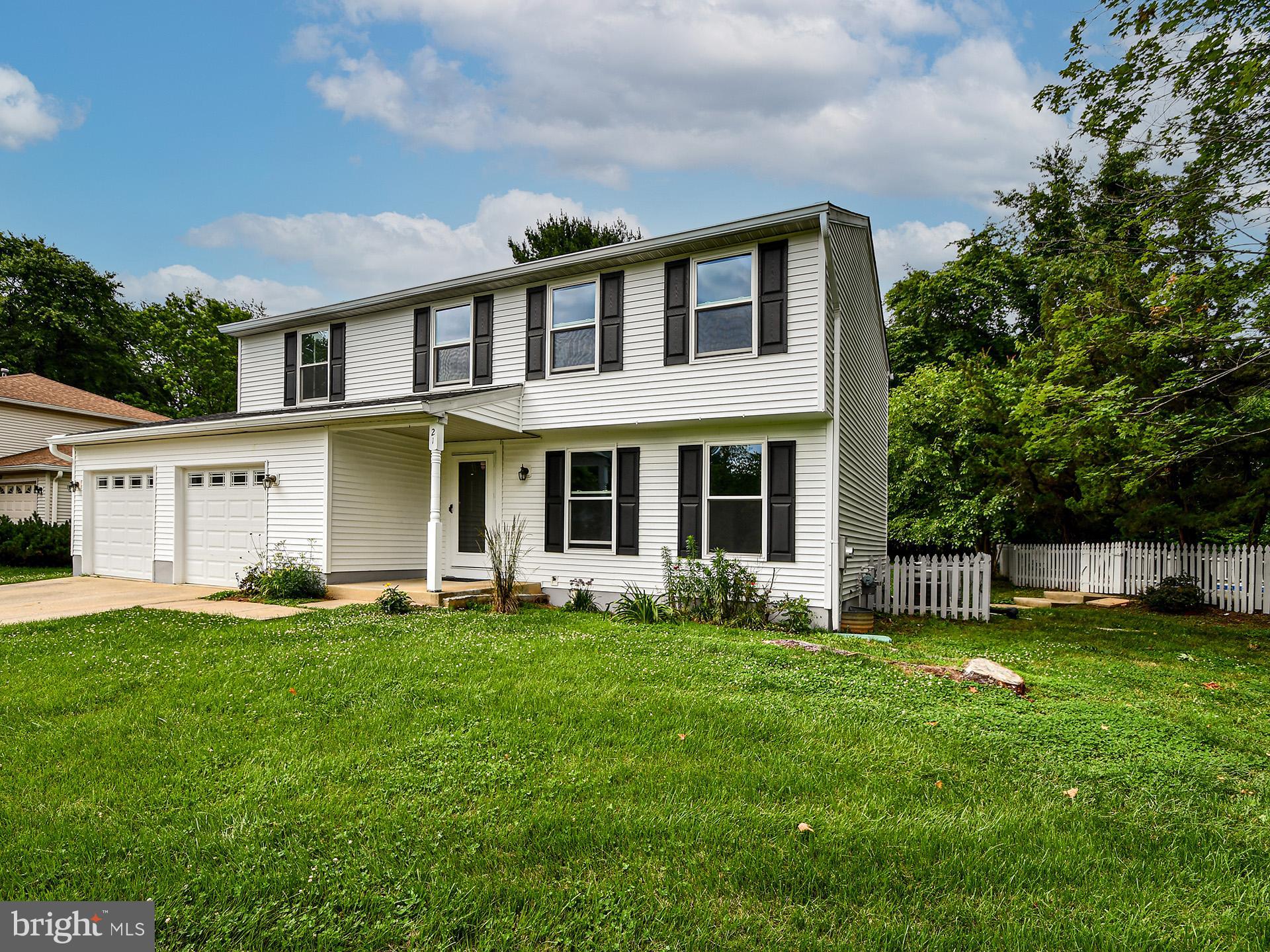 21 Windmill Court Silver Spring, MD 20905 - Photo 2 of 61 Gallery Image 2