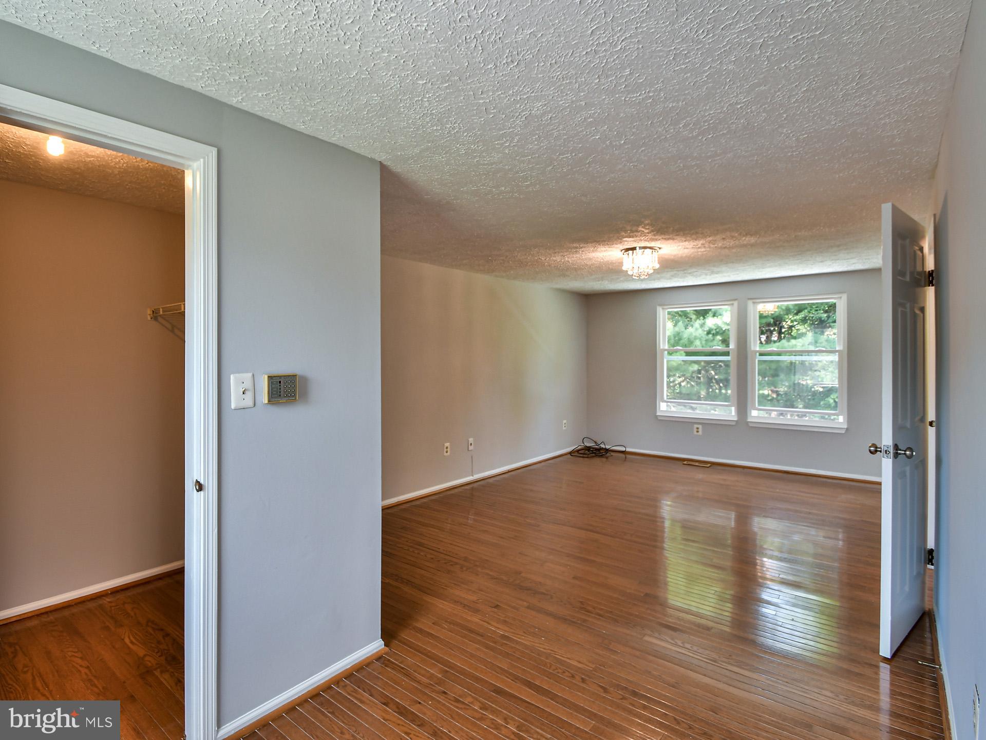 21 Windmill Court Silver Spring, MD 20905 - Photo 24 of 61 Gallery Image 24