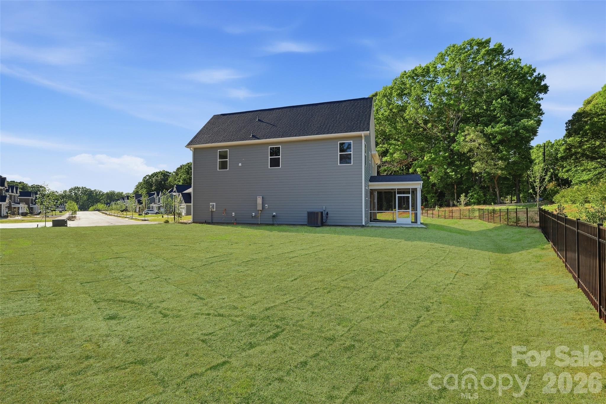 415 Alameda Way Matthews, NC 28104 - Photo 6 of 42