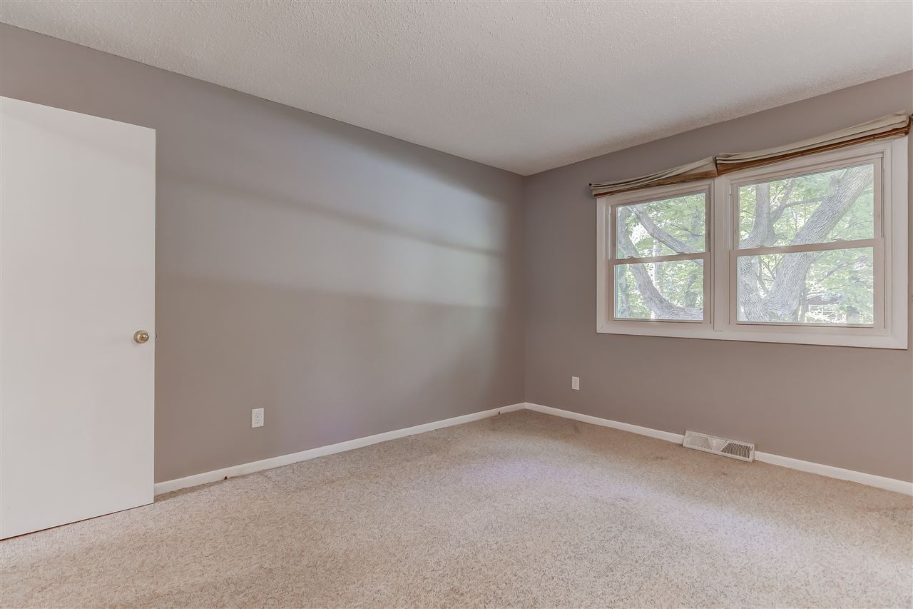 2230 East Hazel Dell Road Springfield, IL 62703 - Photo 26 of 36