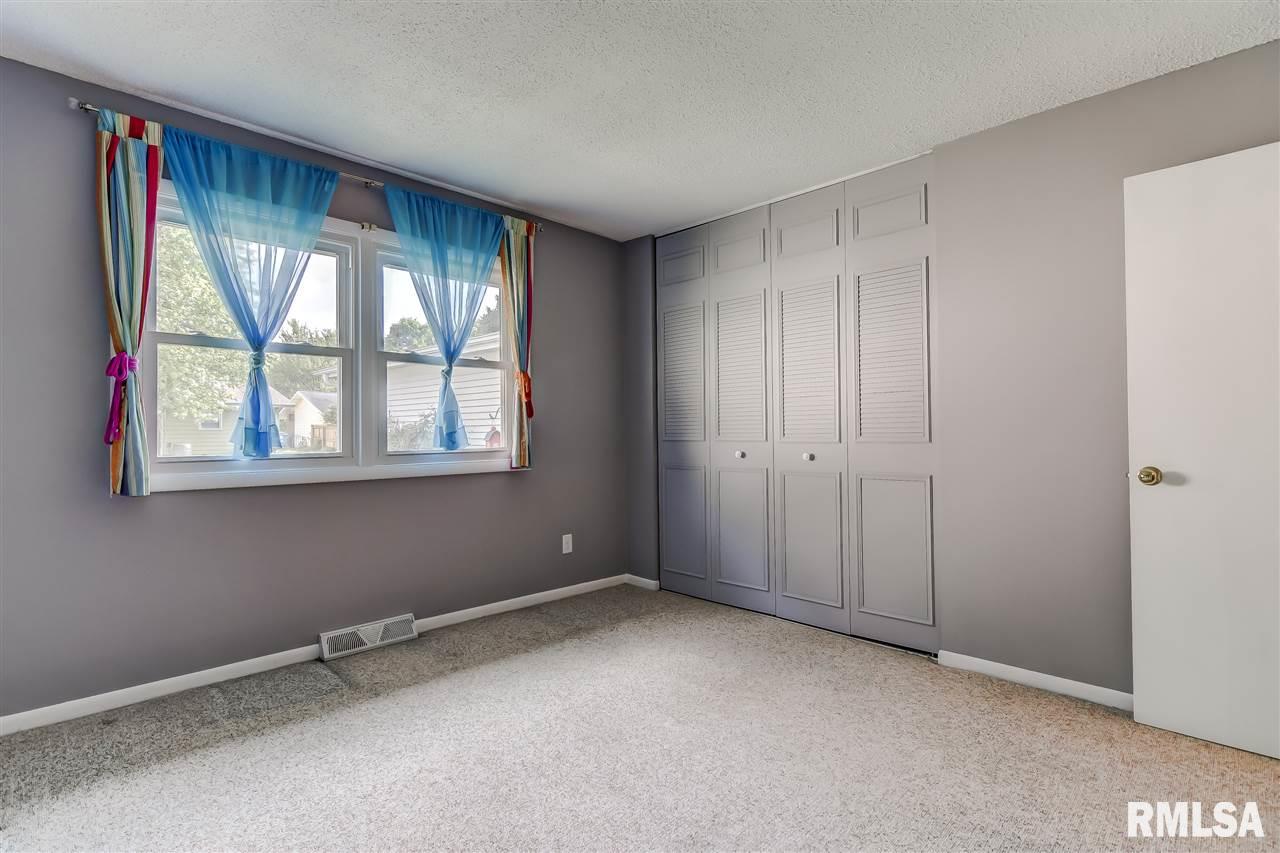 2230 East Hazel Dell Road Springfield, IL 62703 - Photo 29 of 36