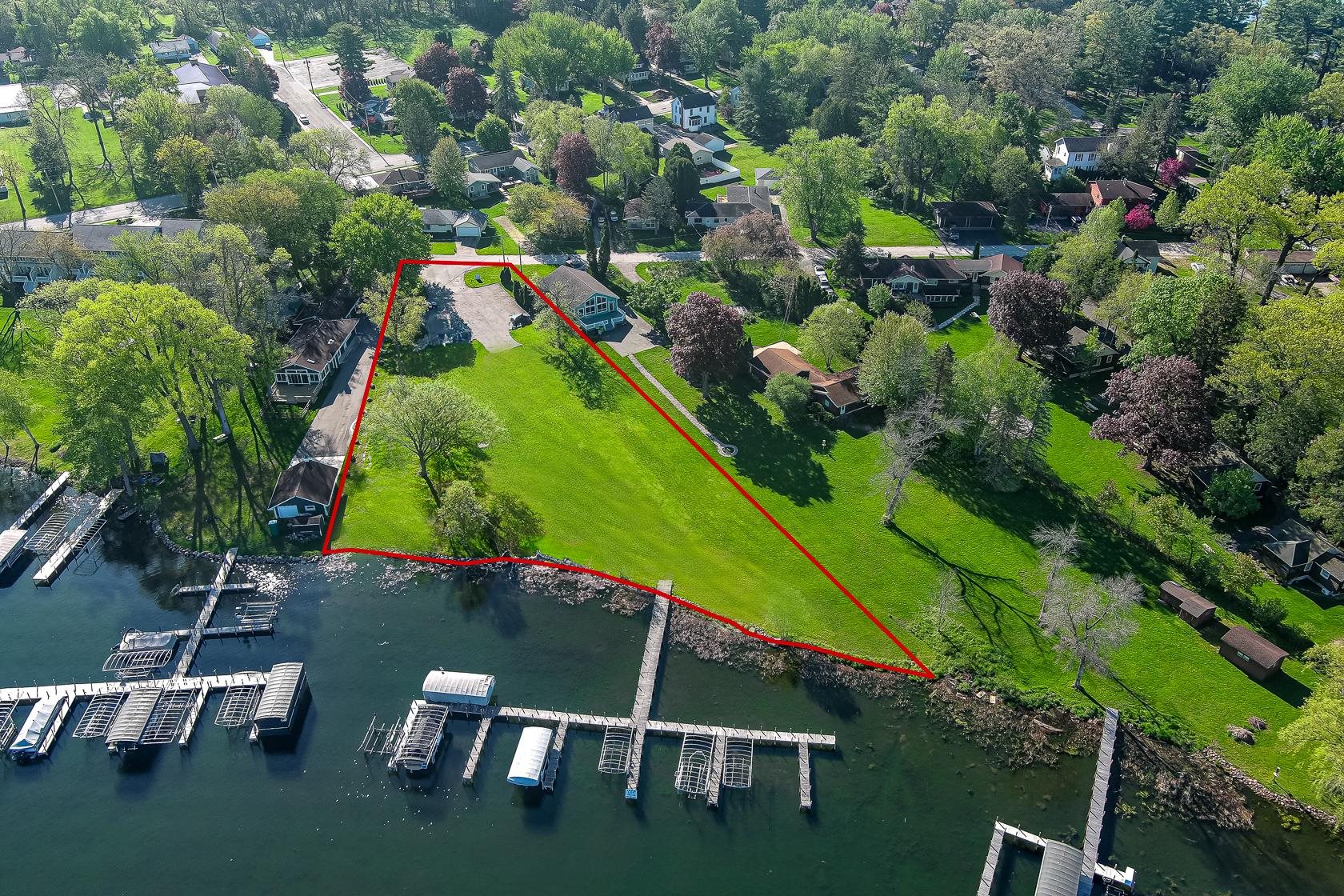 413 Strauss Avenue, Unit 4 Green Lake, WI 54941 - Photo 3 of 6