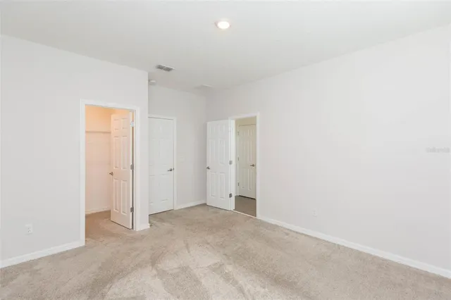 $3,000 | 1119 Lady Gouldian Court, Tampa, FL 33613