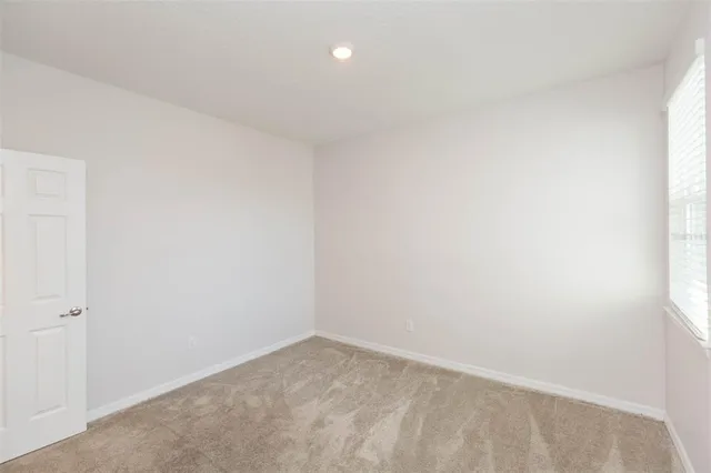 $3,000 | 1119 Lady Gouldian Court, Tampa, FL 33613