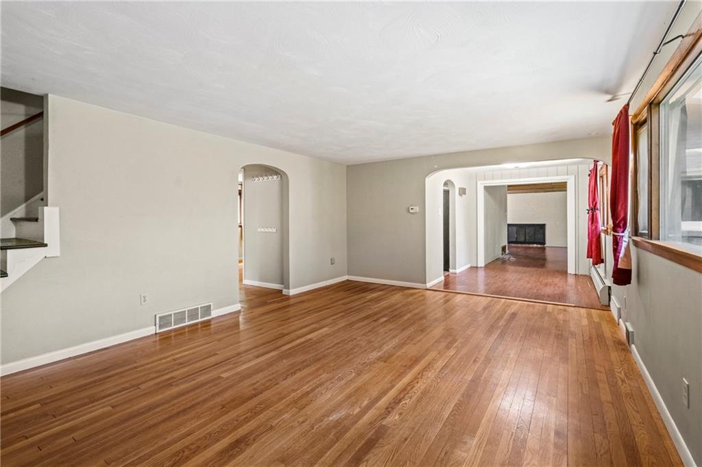 311 Redgate Road Sewickley, PA 15143 - Photo 3 of 22 FAMILY ROOM