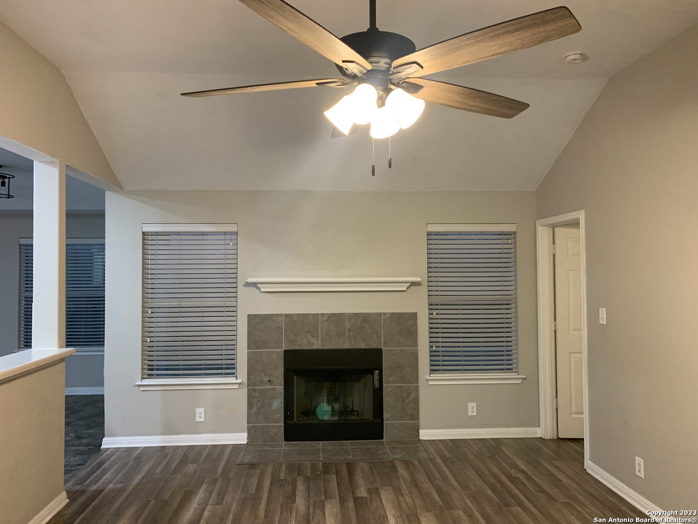 4618 Everett Loop Converse, TX 78109 - Photo 9 of 20 a view of a livingroom with a fireplace and cabinet