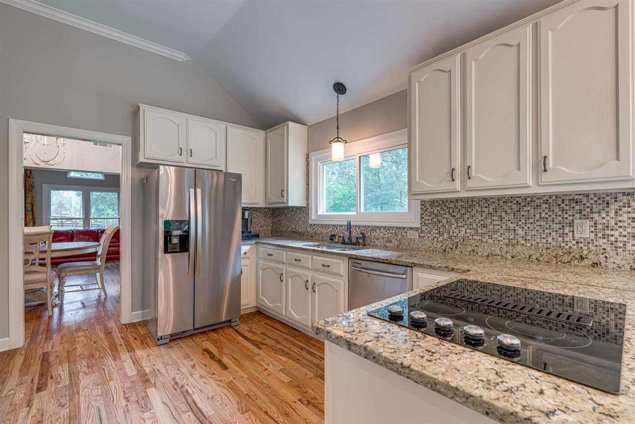 4565 Raleigh Lagrange Drive Piperton, TN 38017 - Photo 11 of 25 Gallery Image 11
