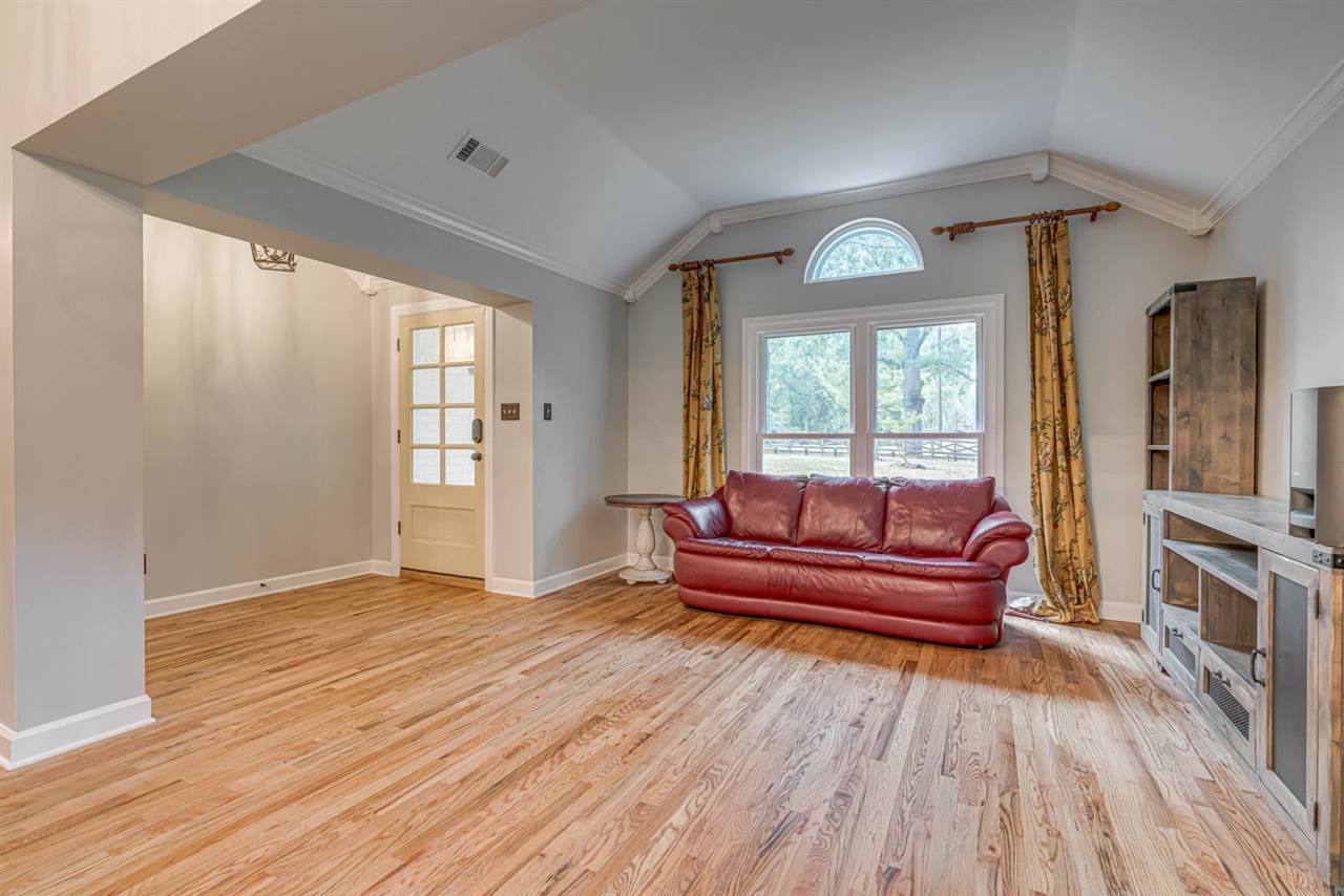 4565 Raleigh Lagrange Drive Piperton, TN 38017 - Photo 6 of 25 Gallery Image 6