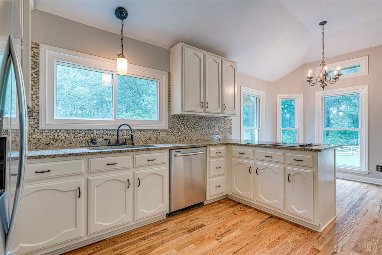 4565 Raleigh Lagrange Drive Piperton, TN 38017 - Photo 9 of 25 Gallery Image 9