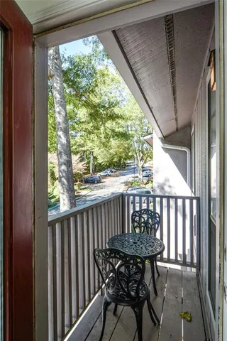 $165,000 | 4075 Woodridge Way, Tucker, GA 30084