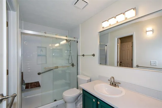 $165,000 | 4075 Woodridge Way, Tucker, GA 30084