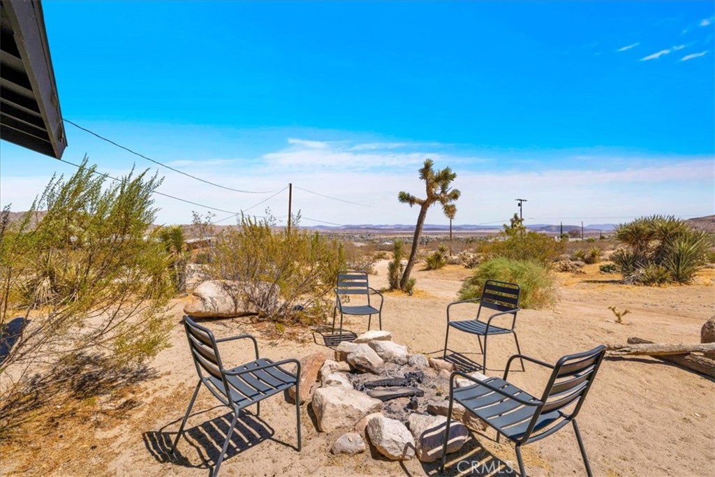 7119 Saddleback Road Joshua Tree, CA 92252 - Photo 32 of 52 Gallery Image 32