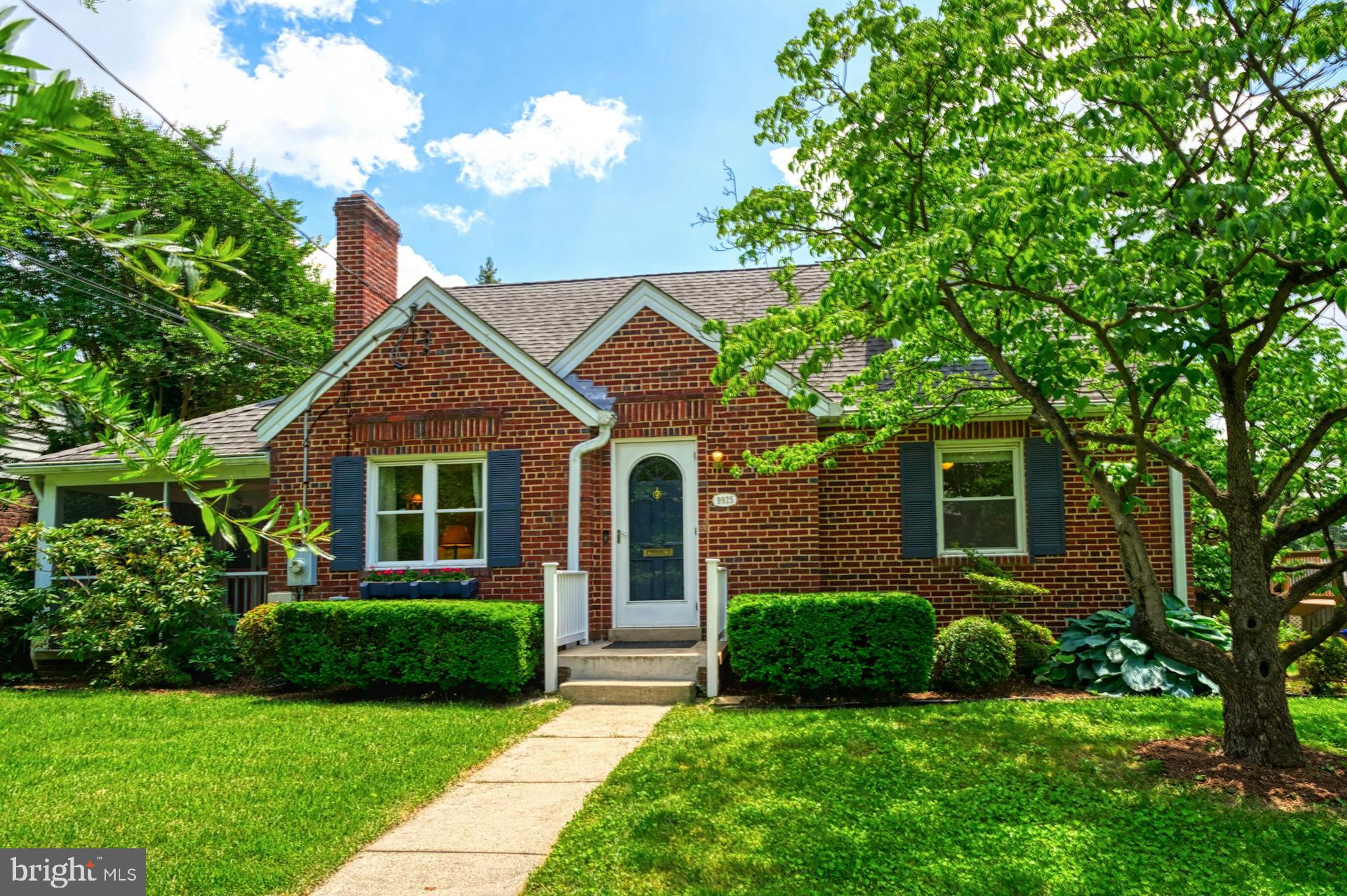9925 Markham Street Silver Spring, MD 20901 - Photo 2 of 41 Welcome to 9925 Markham St