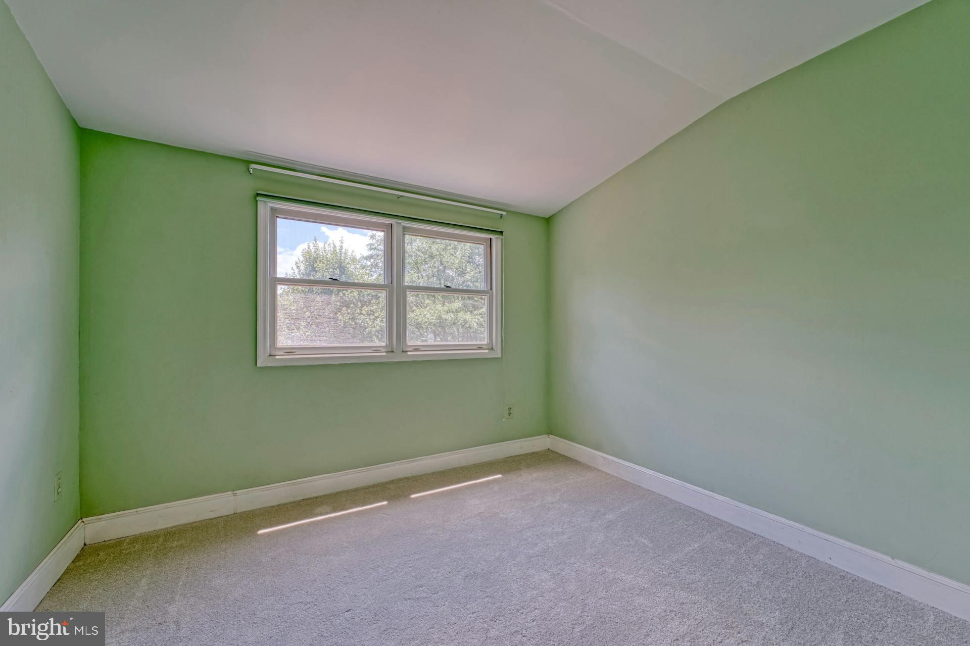 9925 Markham Street Silver Spring, MD 20901 - Photo 24 of 41 Bedroom 3 - upper level