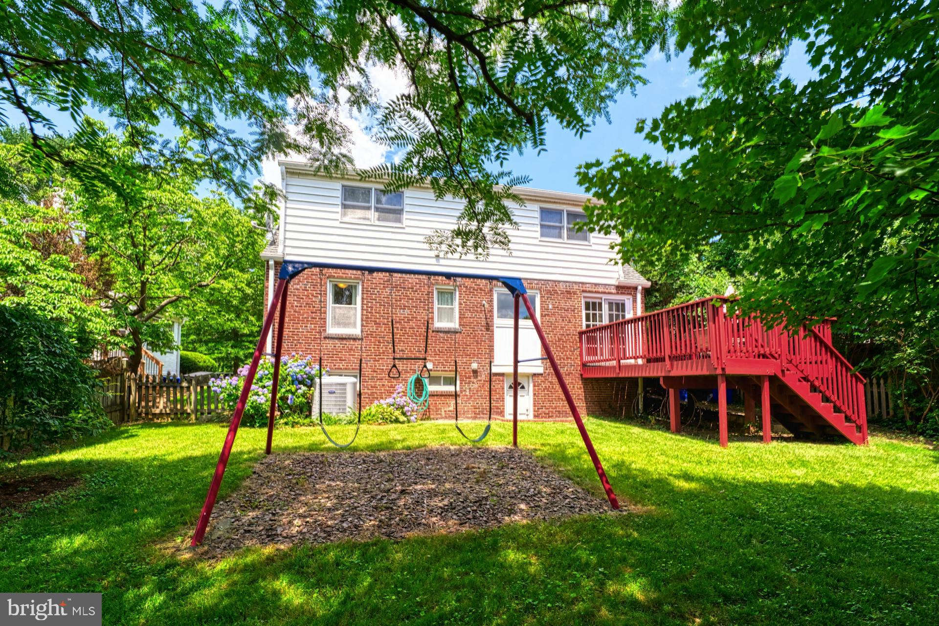 9925 Markham Street Silver Spring, MD 20901 - Photo 36 of 41 Back of house
