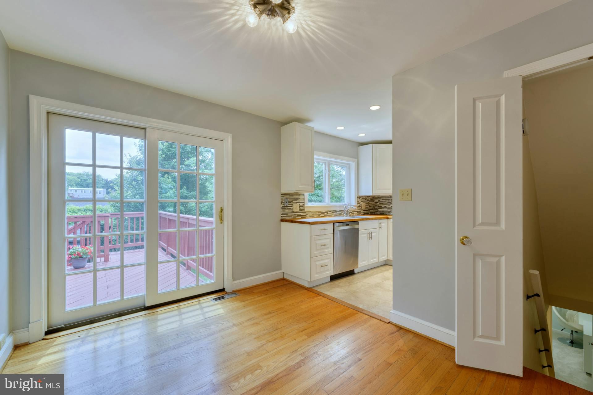 9925 Markham Street Silver Spring, MD 20901 - Photo 10 of 41 Eat in Kitchen Area