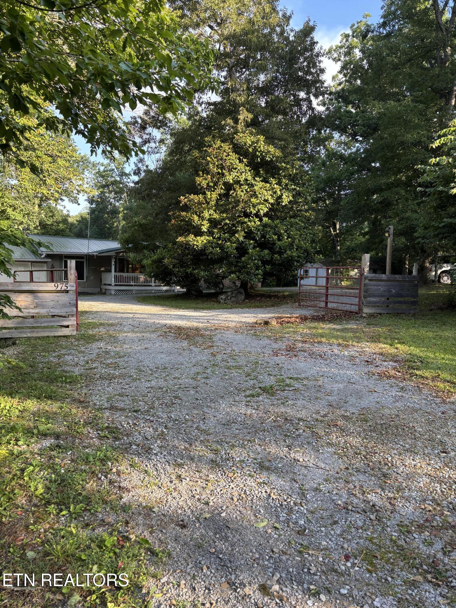 975 Lawson Road Crossville, TN 38571 - Photo 3 of 41 IMG_8657