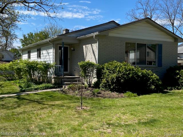 903 Roselawn Drive Rochester, MI 48307 - Photo 1 of 12