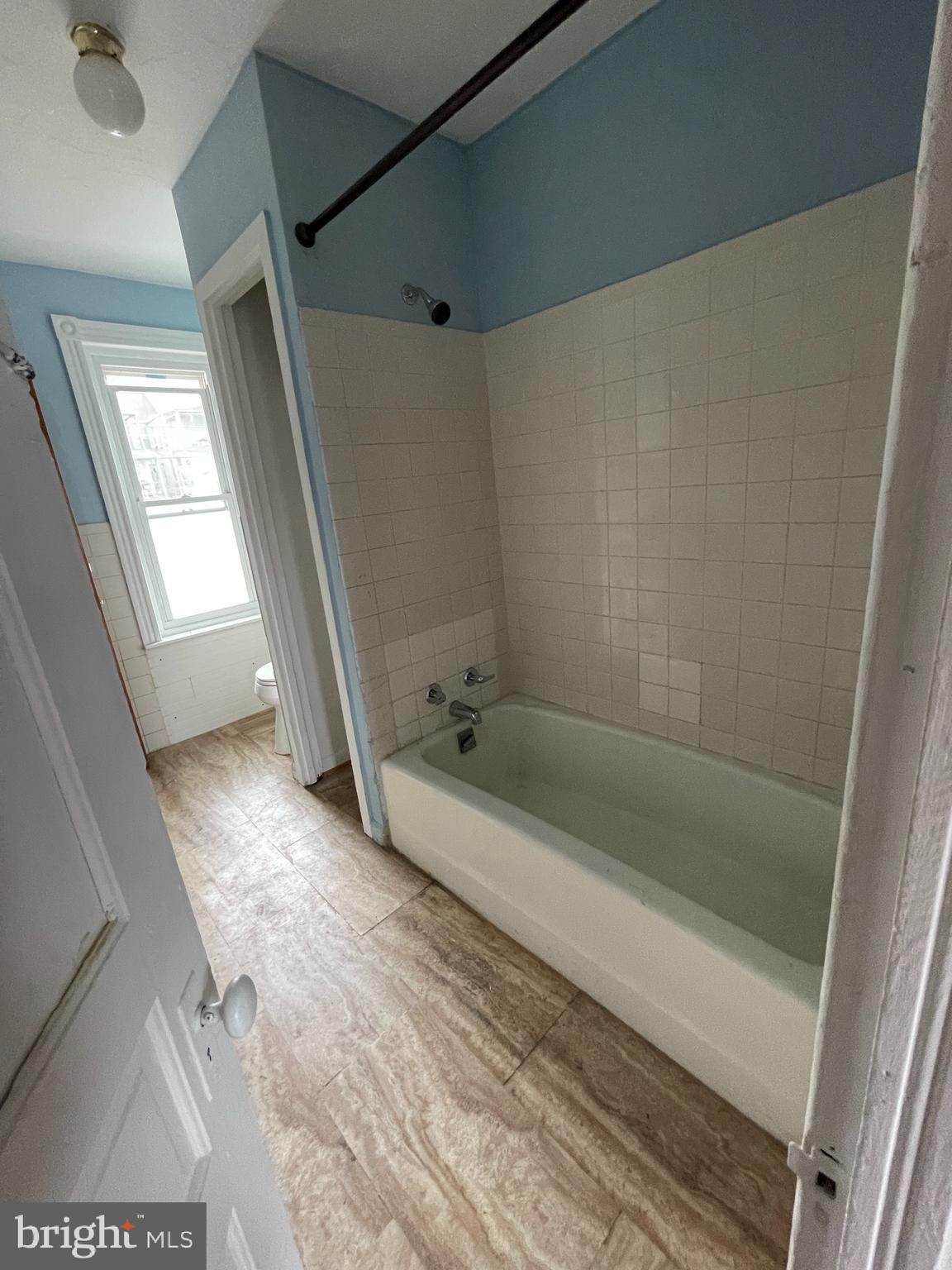 923 Locust Street Reading, PA 19604 - Photo 11 of 19 Gallery Image 11