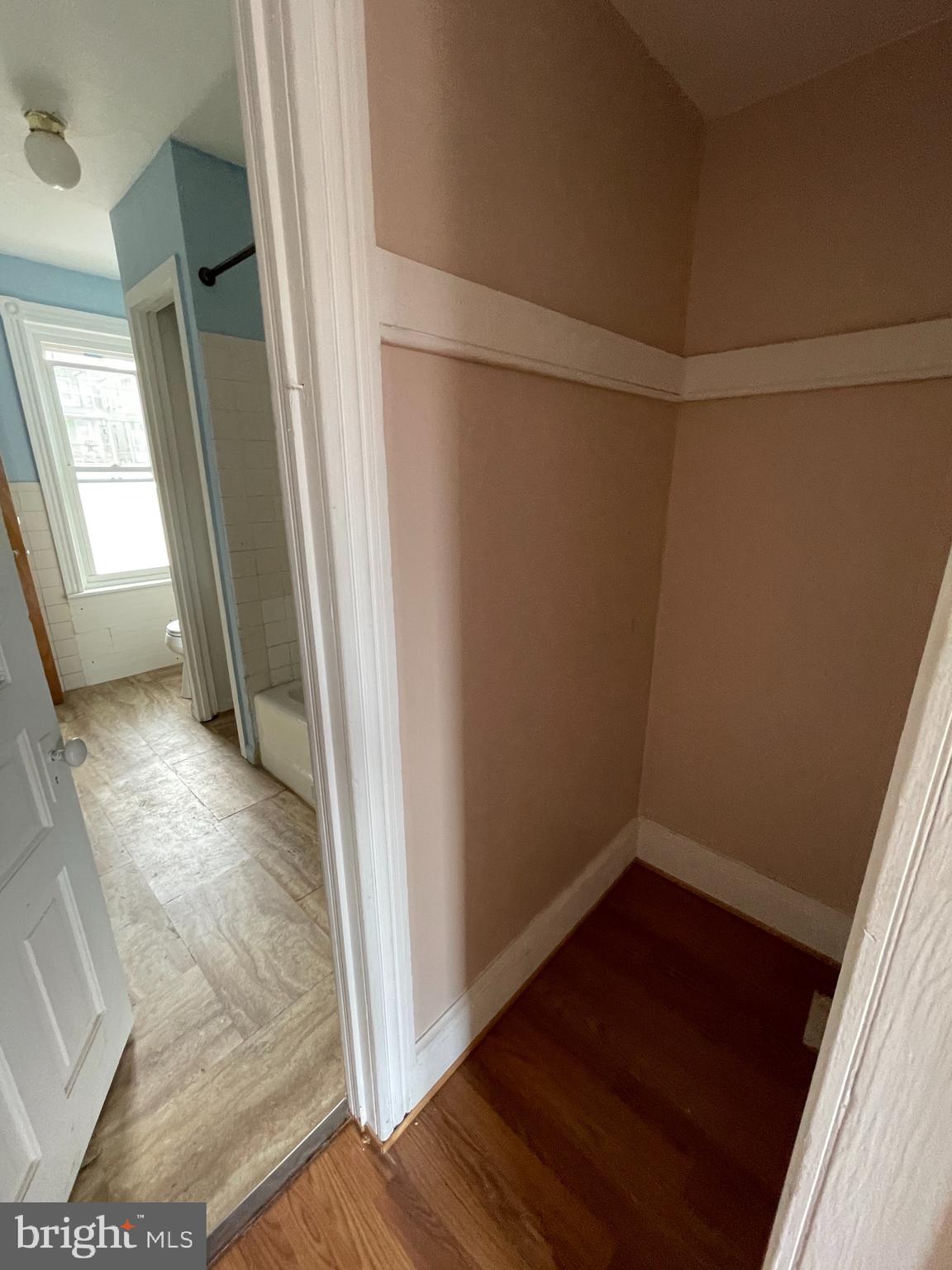 923 Locust Street Reading, PA 19604 - Photo 10 of 19 Gallery Image 10