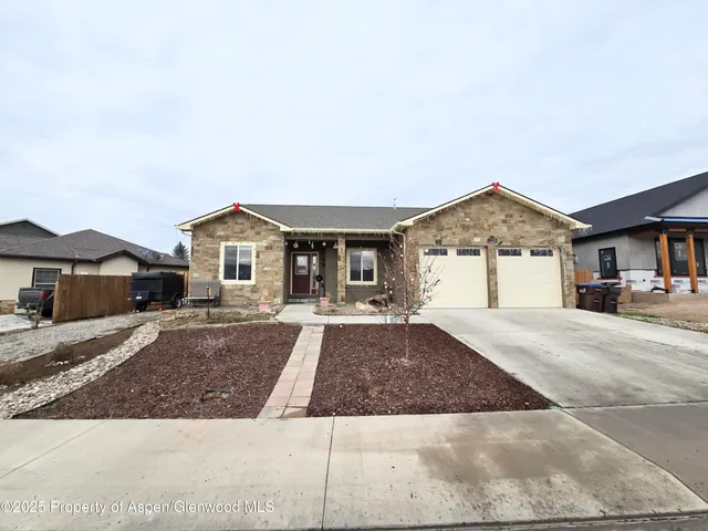 $599,000 | 1226 East 17th Street, Rifle, CO 81650