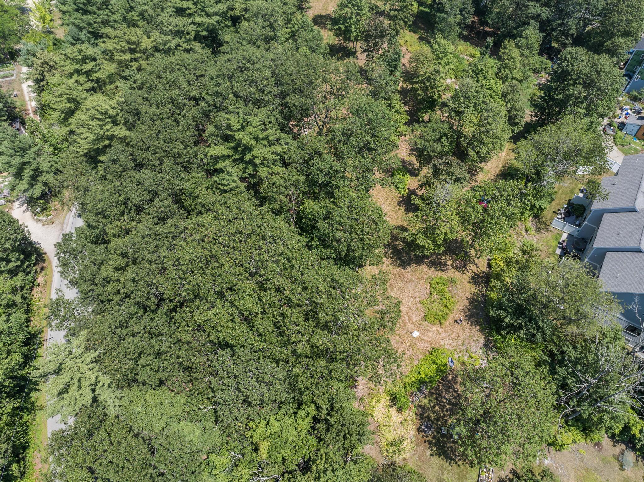 9 Cook Street Kittery, ME 03904 - Photo 7 of 25 DJI_20250716131134_0031_D