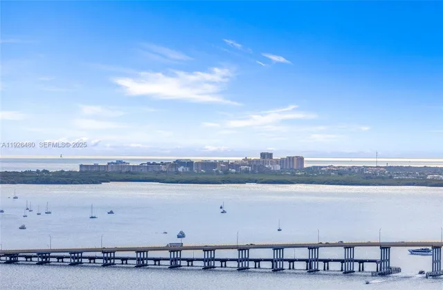 $1,995,000 | 1155 Brickell Bay Drive, Unit PH303, Miami, FL 33131